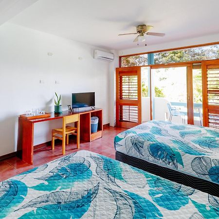 Hotel Planeta Sano Manuel Antonio Exteriör bild