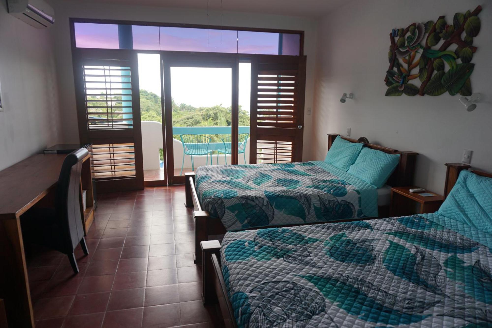 Hotel Planeta Sano Manuel Antonio Exteriör bild