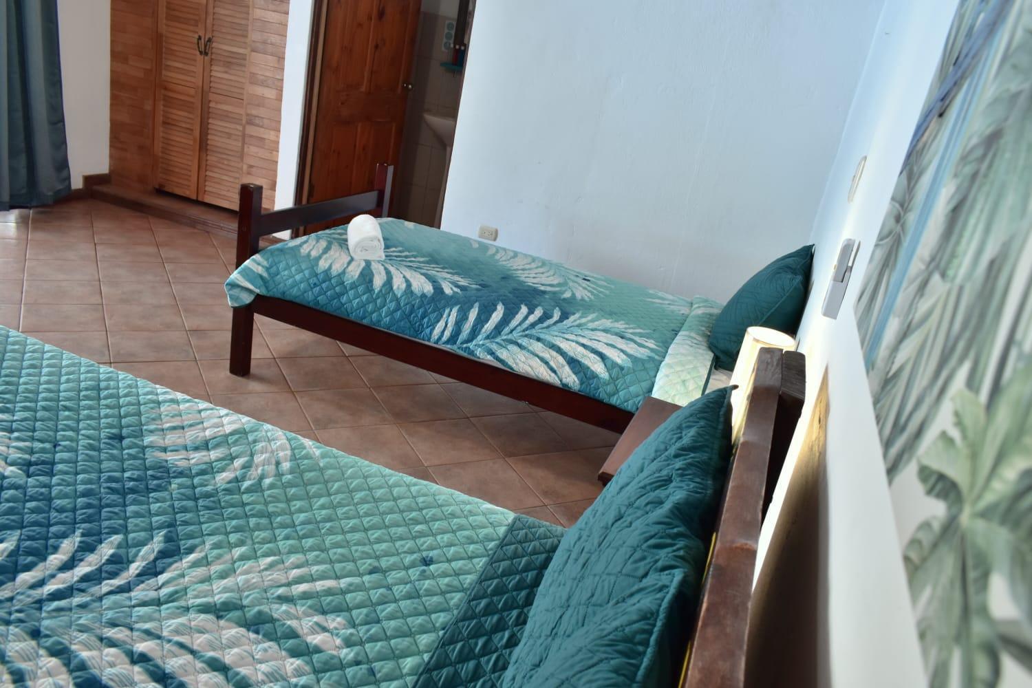 Hotel Planeta Sano Manuel Antonio Exteriör bild