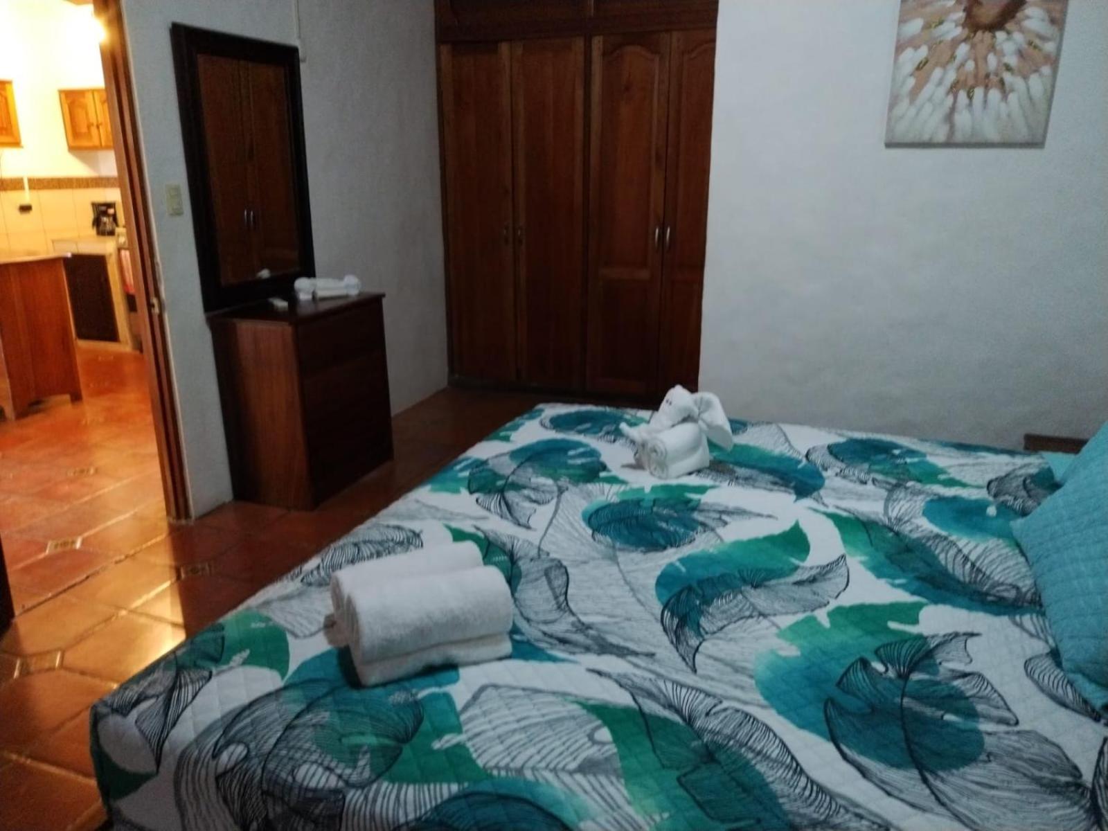 Hotel Planeta Sano Manuel Antonio Exteriör bild